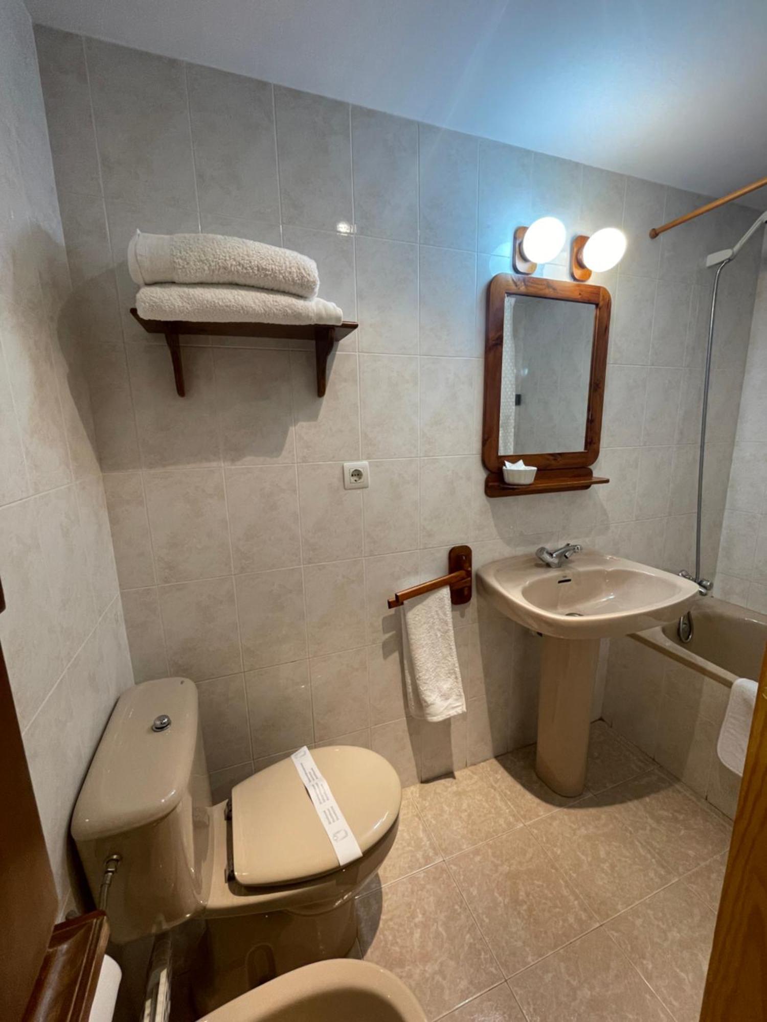 Atico En Biescas Con Piscina, Tenis Y Barbacoa Εξωτερικό φωτογραφία