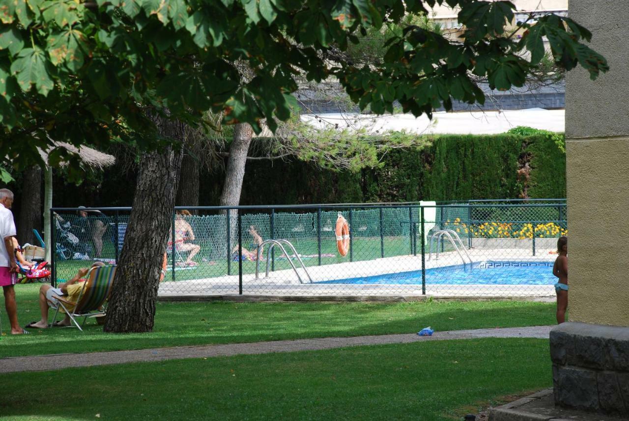 Atico En Biescas Con Piscina, Tenis Y Barbacoa Εξωτερικό φωτογραφία