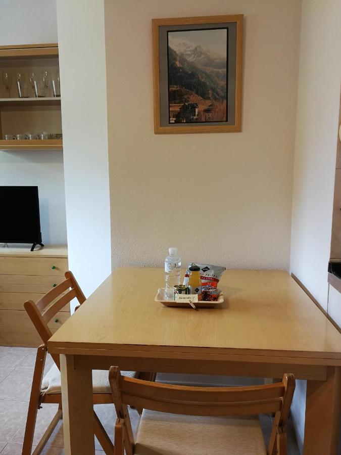 Atico En Biescas Con Piscina, Tenis Y Barbacoa Εξωτερικό φωτογραφία